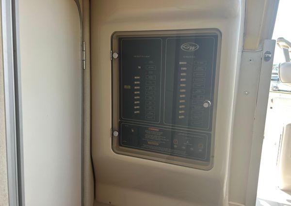 Grady-White Marlin 300 image