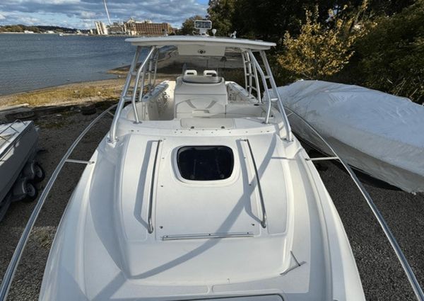 Boston Whaler 320 Outrage Cuddy image