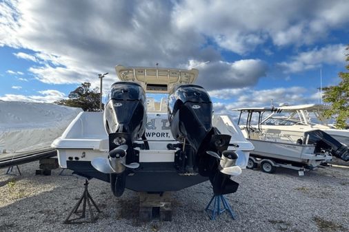 Boston Whaler 320 Outrage Cuddy image