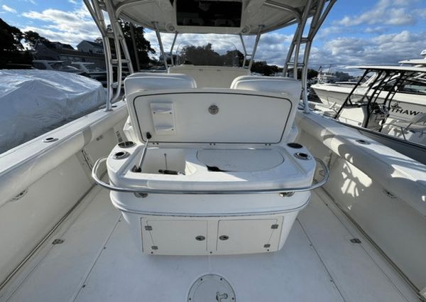 Boston Whaler 320 Outrage Cuddy image