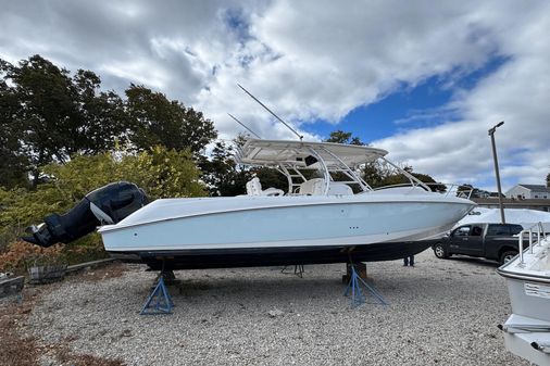 Boston Whaler 320 Outrage Cuddy image