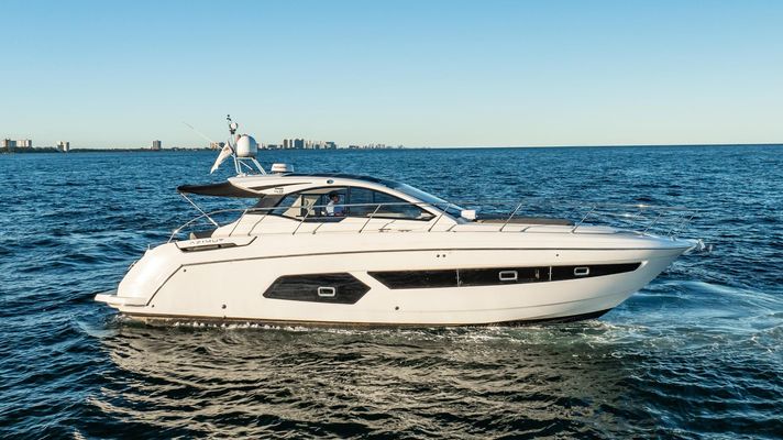 Azimut Atlantis 43 - main image