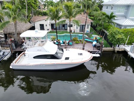 Luhrs 38 Convertible image