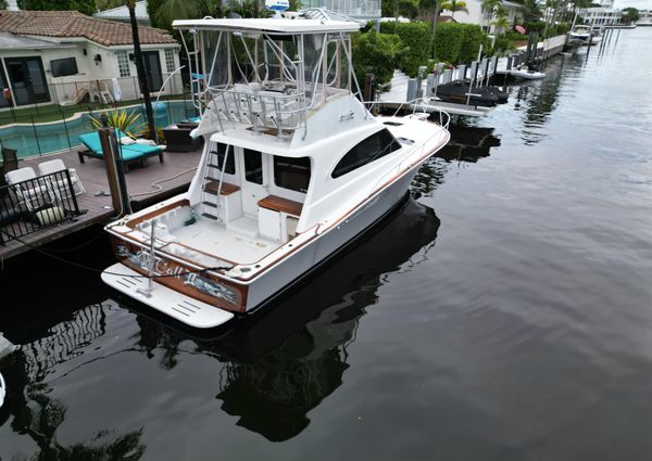 Luhrs 38-CONVERTIBLE image