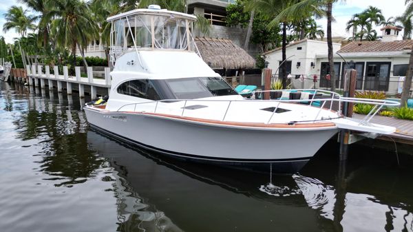 Luhrs 38 Convertible 