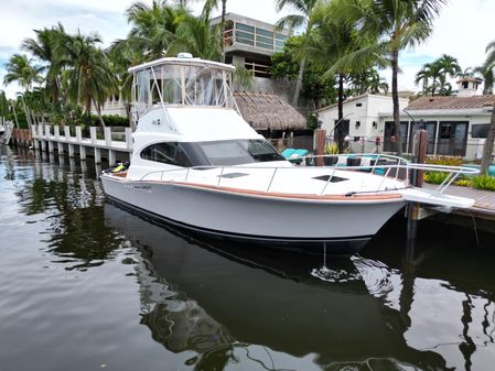 Luhrs 38 Convertible image