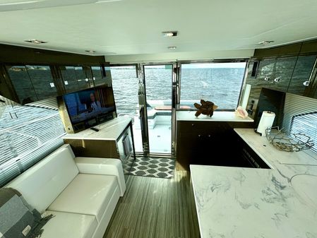 Cruisers Yachts 50 Cantius image