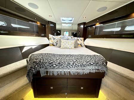 Cruisers Yachts 50 Cantius image