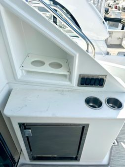 Cruisers Yachts 50 Cantius image