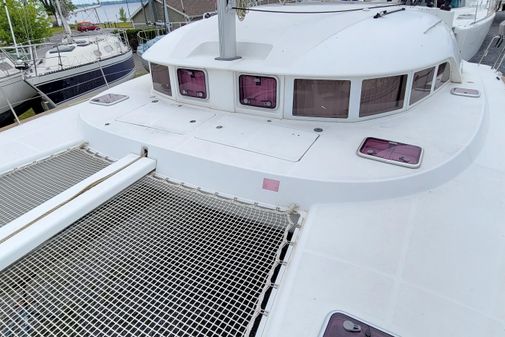 Lagoon 380 image