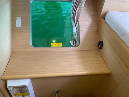 Lagoon 380 image