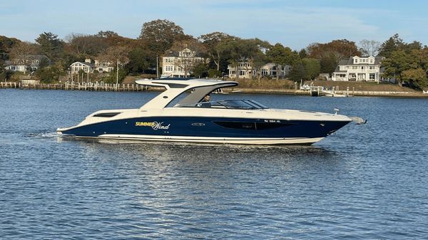 Sea Ray SLX 350