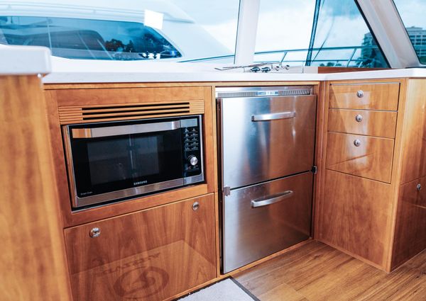 Riviera 43 Open Flybridge image