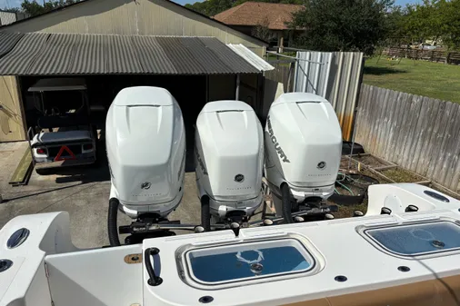 Fountain 38-CC-LS image