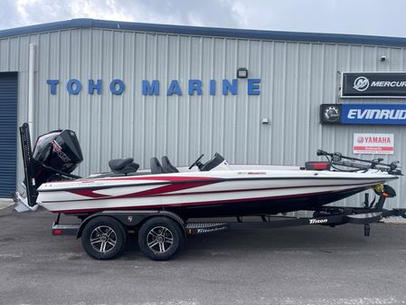 Triton 20 TRX Patriot image
