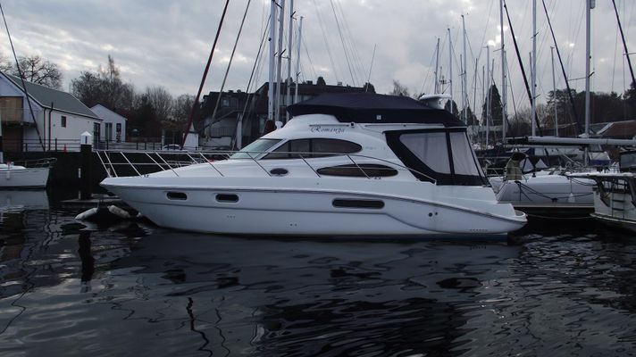 Sealine F37 Flybridge - main image