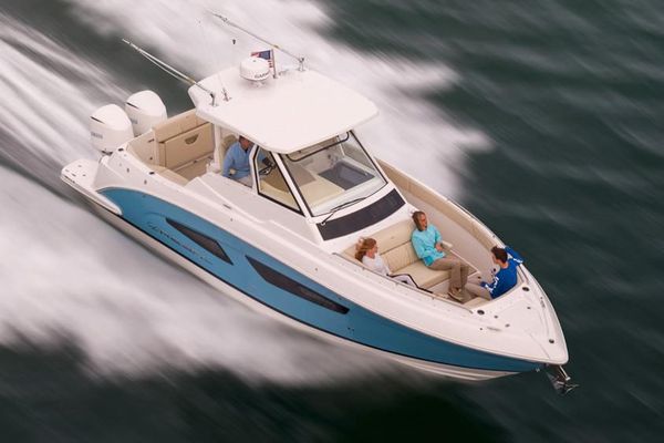 Regal 33 SAV - main image