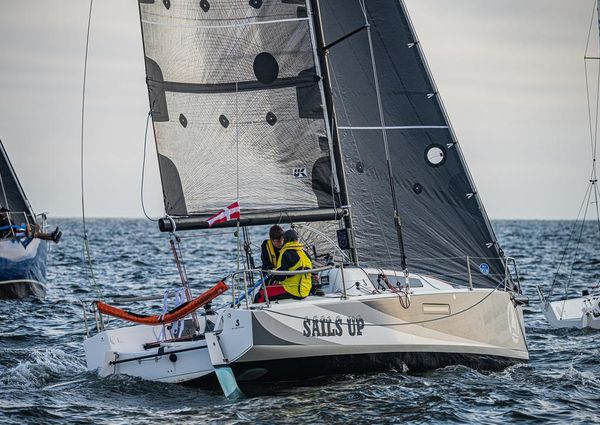 Beneteau First 27 image