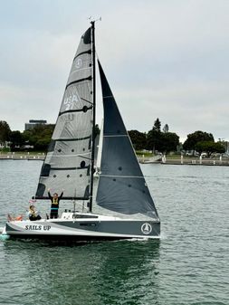 Beneteau First 27 image