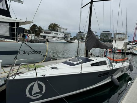 Beneteau First 27 image