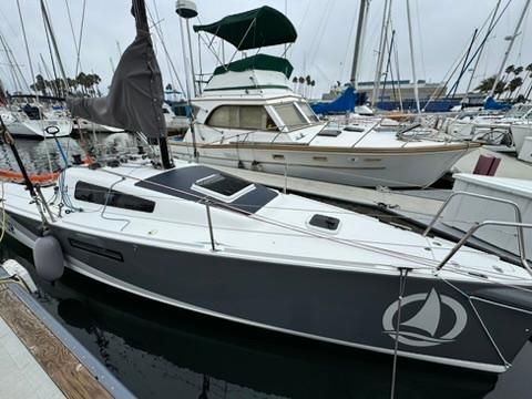 Beneteau First 27 image