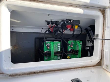 Yamaha Boats 210 FHS Deluxe image