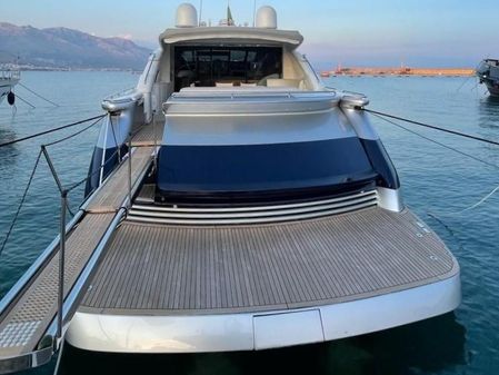 Pershing 76 image