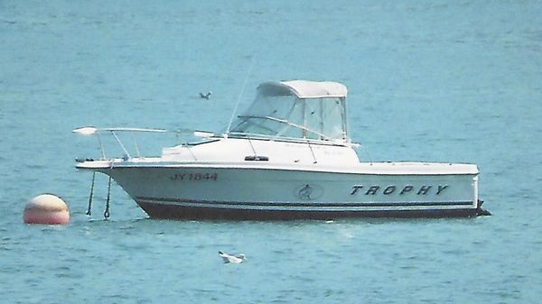 Bayliner Trophy 2052FD