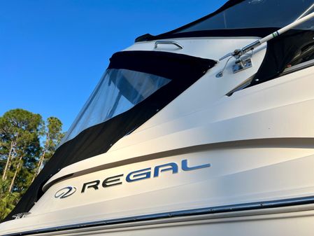 Regal 30-EXPRESS image