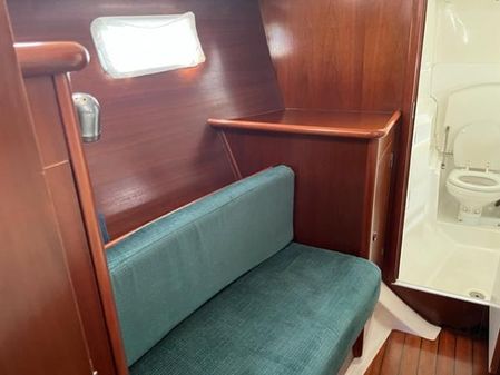 Beneteau 411 image