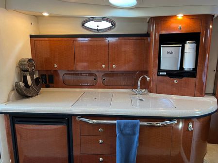 Sea Ray 340 Sundancer image