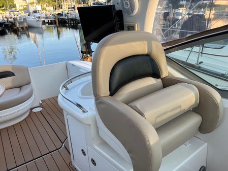 Sea Ray 340 Sundancer image