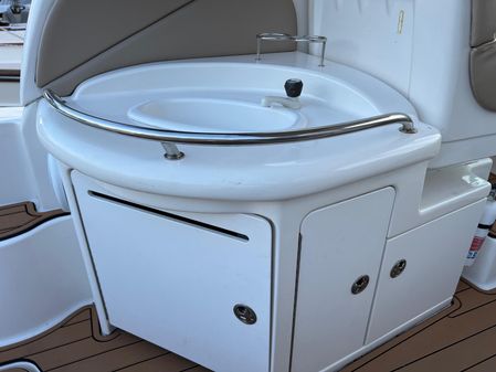 Sea Ray 340 Sundancer image