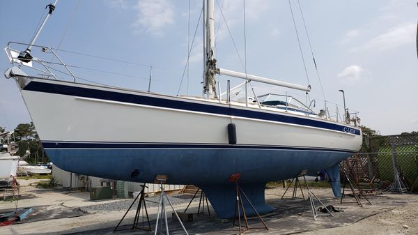 Hallberg-Rassy 40 