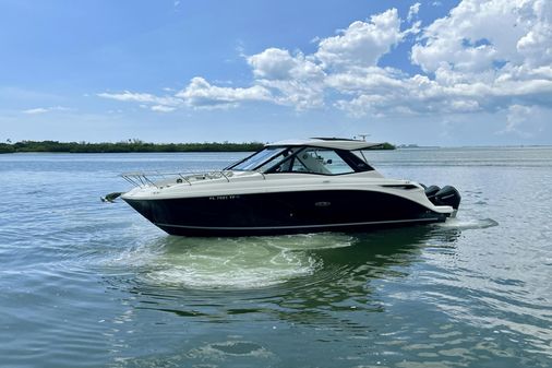 Sea Ray 320 Sundancer Outboard image