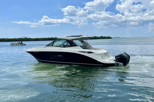 Sea Ray 320 Sundancer Outboard image