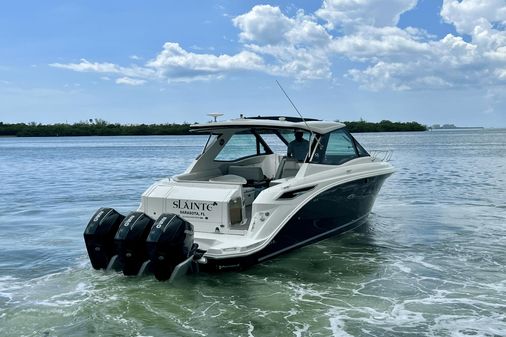 Sea Ray 320 Sundancer Outboard image