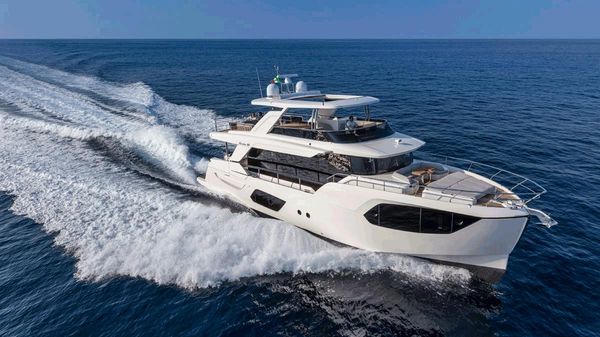 Absolute Navetta 68 