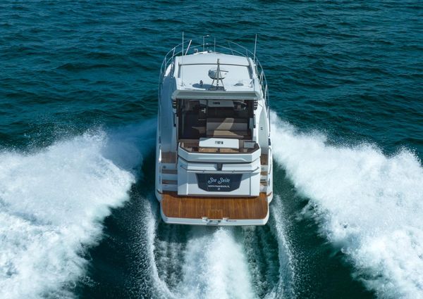 Galeon 425 HTS image