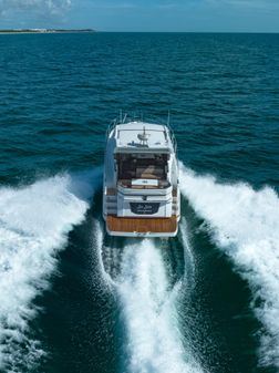 Galeon 425 HTS image