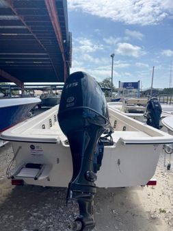 Carolina Skiff E21 DLX CC image