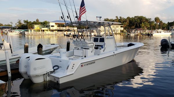 Contender 28 Sport