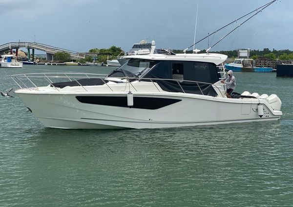 Boston-whaler 405-CONQUEST image