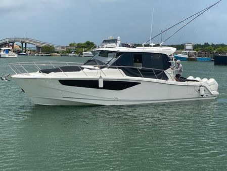 Boston-whaler 405-CONQUEST image