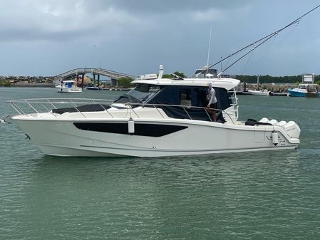 Boston-whaler 405-CONQUEST image