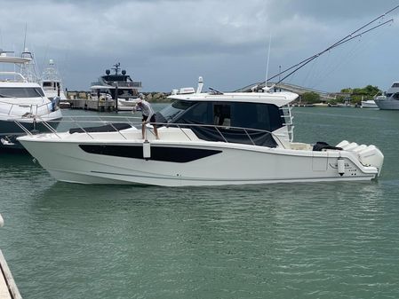 Boston-whaler 405-CONQUEST image