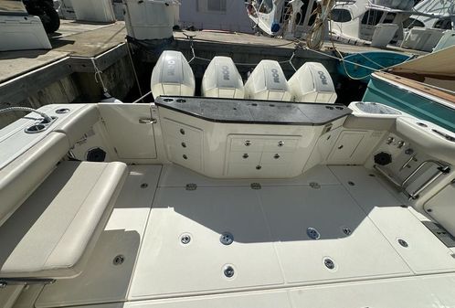 Boston-whaler 405-CONQUEST image