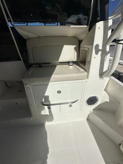 Boston-whaler 405-CONQUEST image