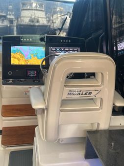 Boston-whaler 405-CONQUEST image