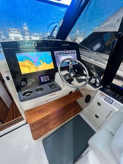 Boston-whaler 405-CONQUEST image